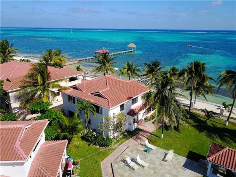 Isla Bonita Yacht Club 4