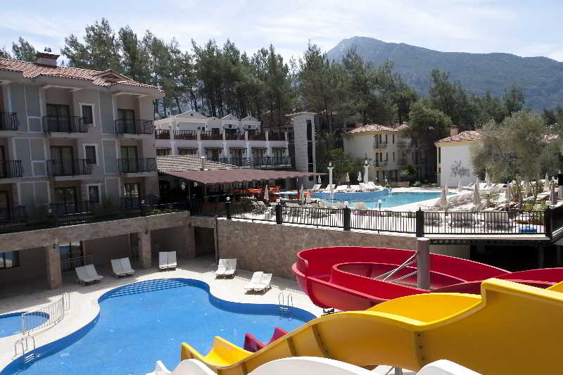 Hotel Pine Valley 3