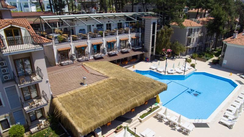 Hotel Pine Valley 5