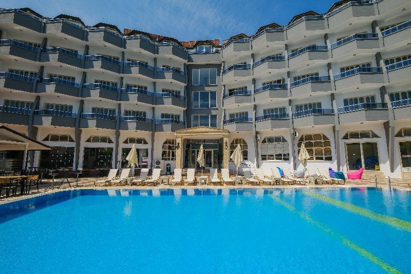 Club Selen 4