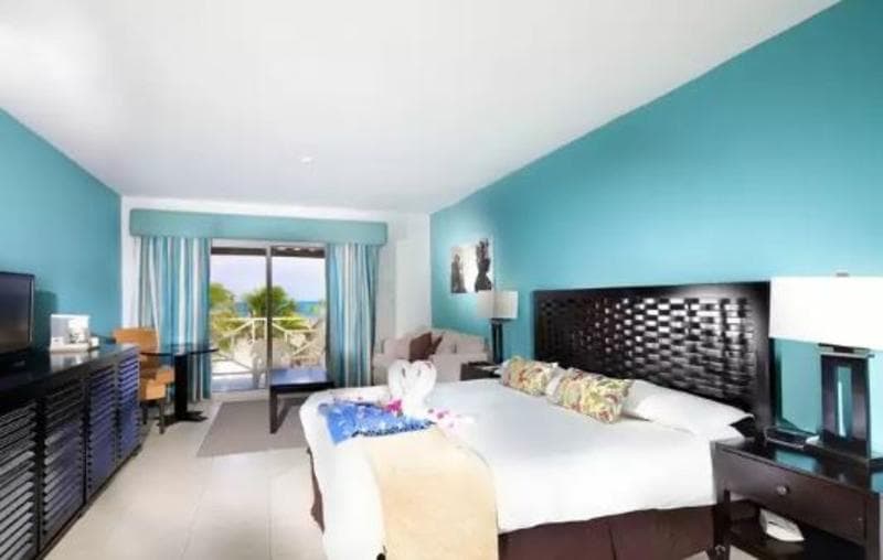 Playa Blanca Beach Resort 4