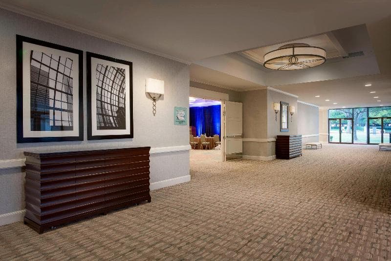 Marriott Dallas Addison Quorum Galleria photo 1