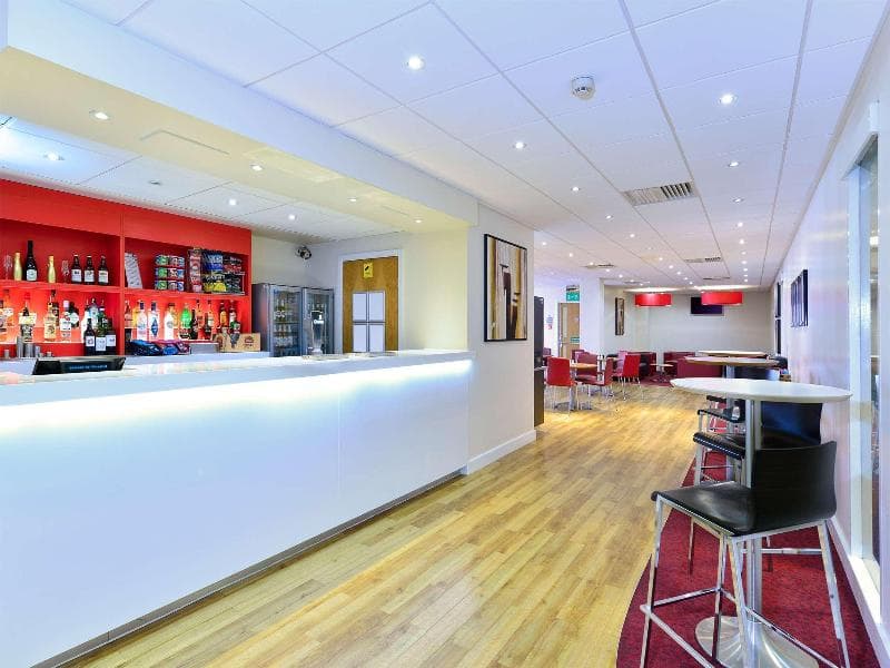 Travelodge Aberdeen Central photo 1