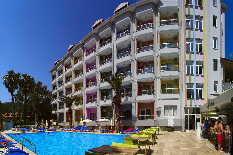 Vela Hotel 4