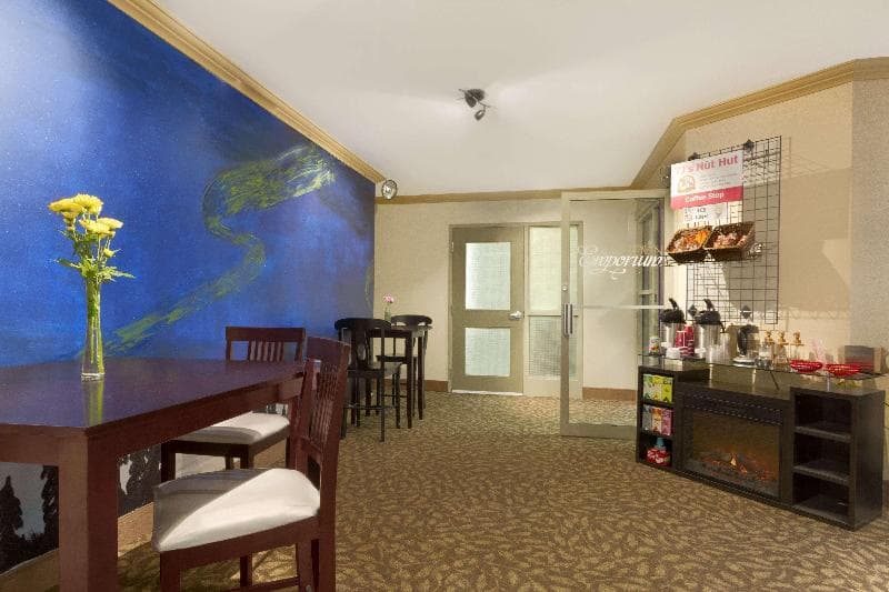 Nova Inn Yellowknife 3