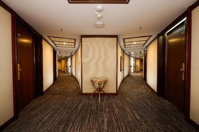 Grand Hotel Bucharest 5