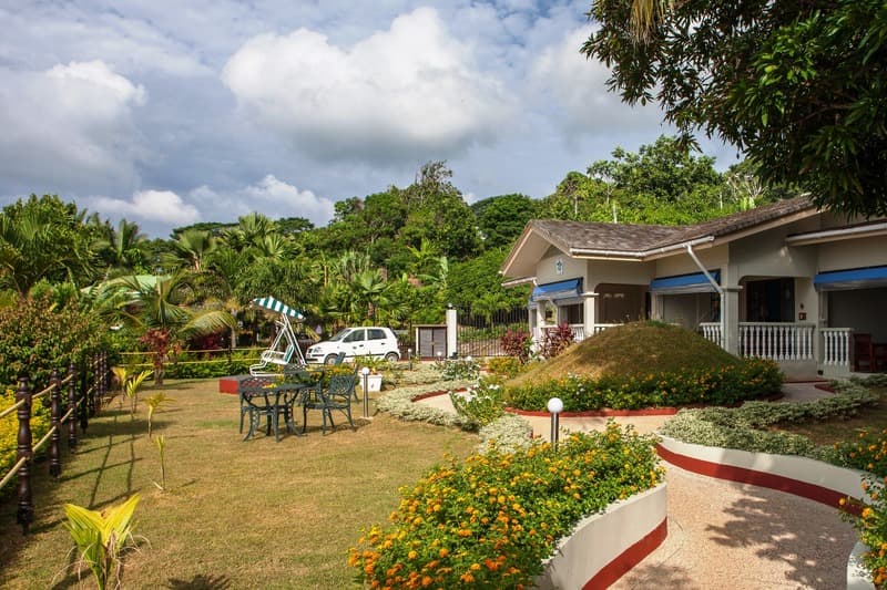 Le Relax Hotels & Restaurant 2