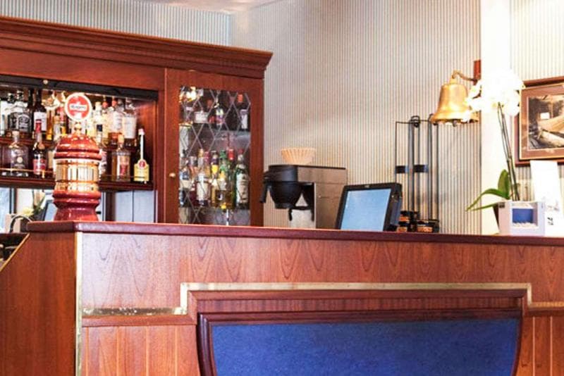 Quality Hotel Florø main