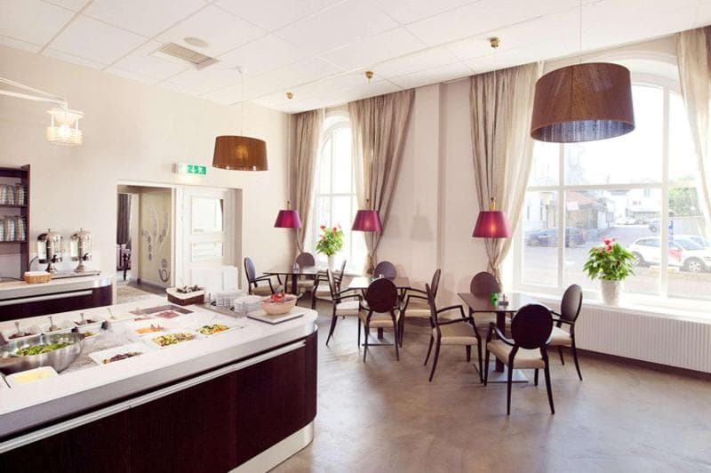 Clarion Collection Hotel Post 2