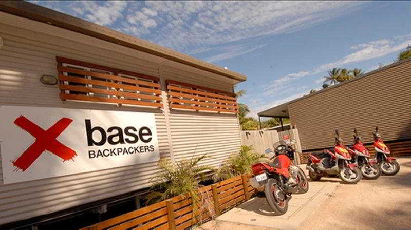 Nomads Magnetic Island - Adults only 3