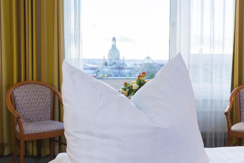 Hotel am Terrassenufer 5