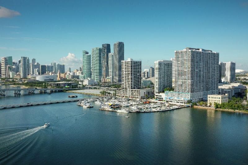 DoubleTree by Hilton Grand Hotel Biscayne Bay 3