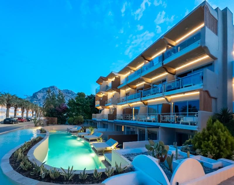 Kolymbia Bay Art - Adults Only 5