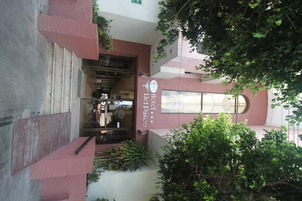 Del Paseo 5