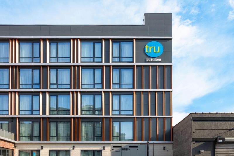 Tru by Hilton Brooklyn 2