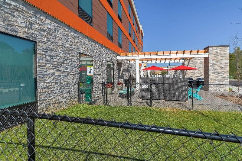 Home2 Suites by Hilton Alcoa Knoxville Airport 2