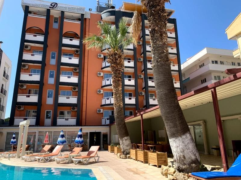 Duqqan Deluxe Hotel 5