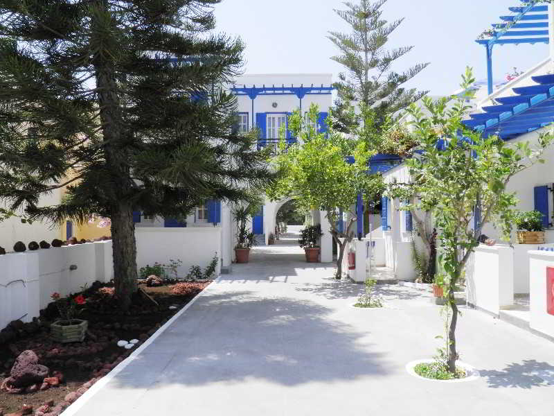 Levante Beach Hotel 2