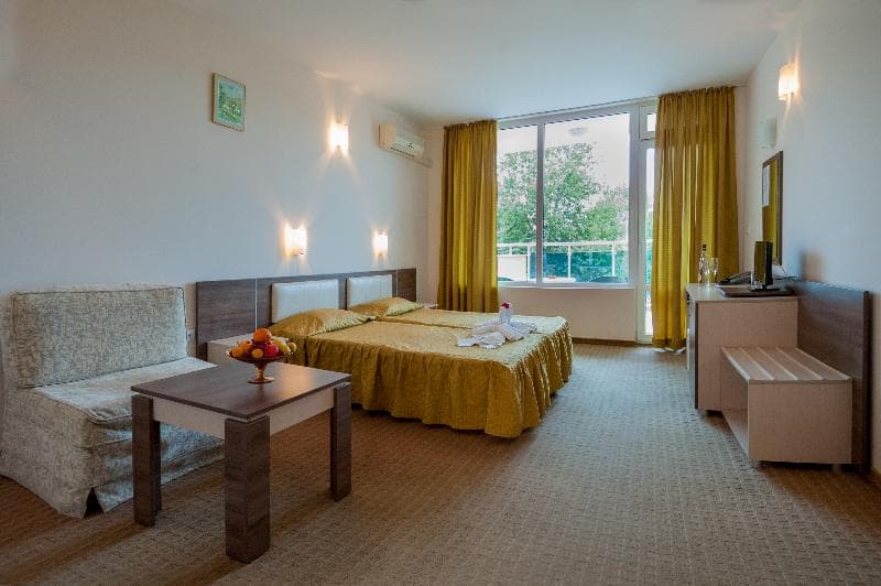 Esperanto Hotel 5
