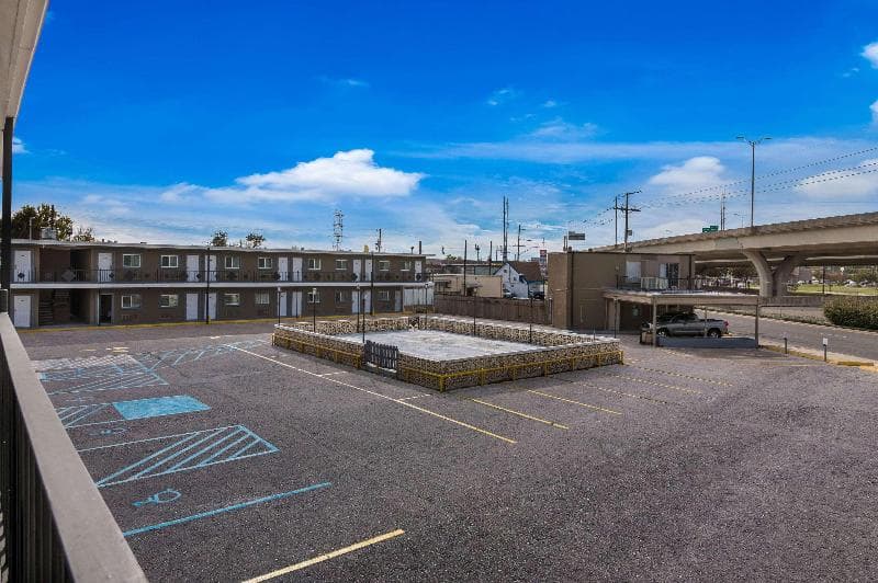 Econo Lodge Gretna LA 2