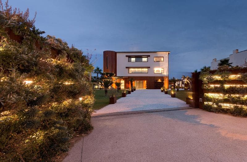La Villa Miramar 2
