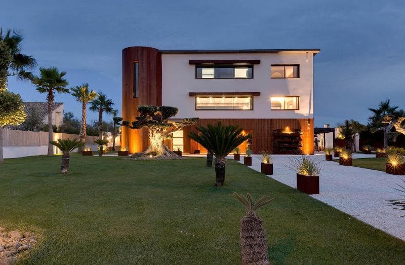 La Villa Miramar 4