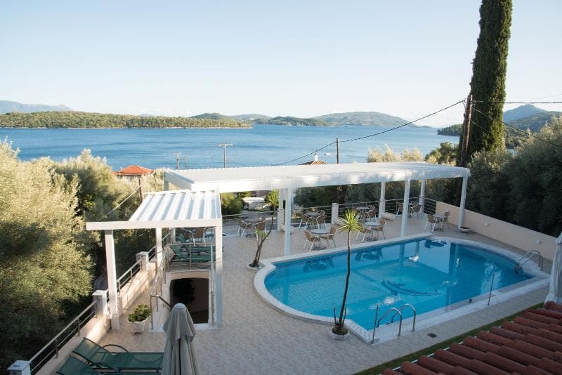 Oasis Hotel photo 1