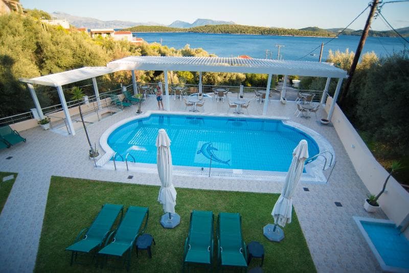 Oasis Hotel 5