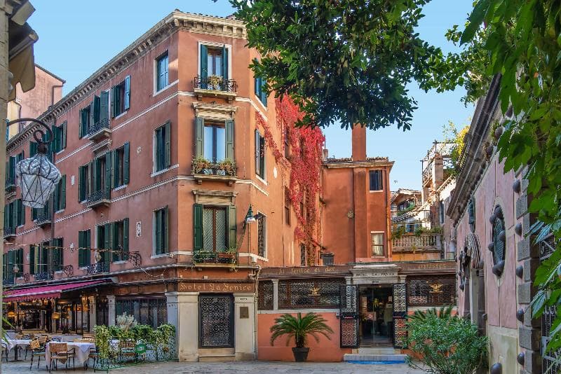 La Fenice et des Artistes 3