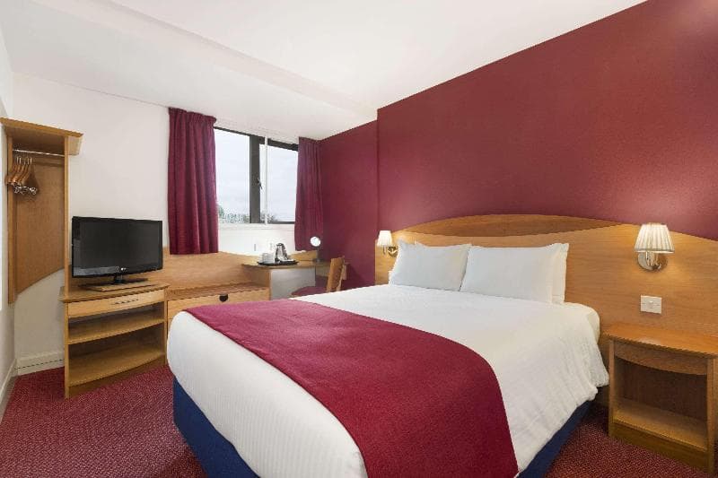 Waterloo Hub Hotel & Suites 4