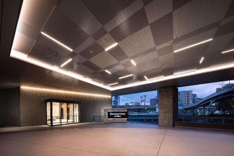 DoubleTree by Hilton Osaka Castle 3