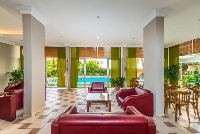 The S Apart & Suit Hotel 5