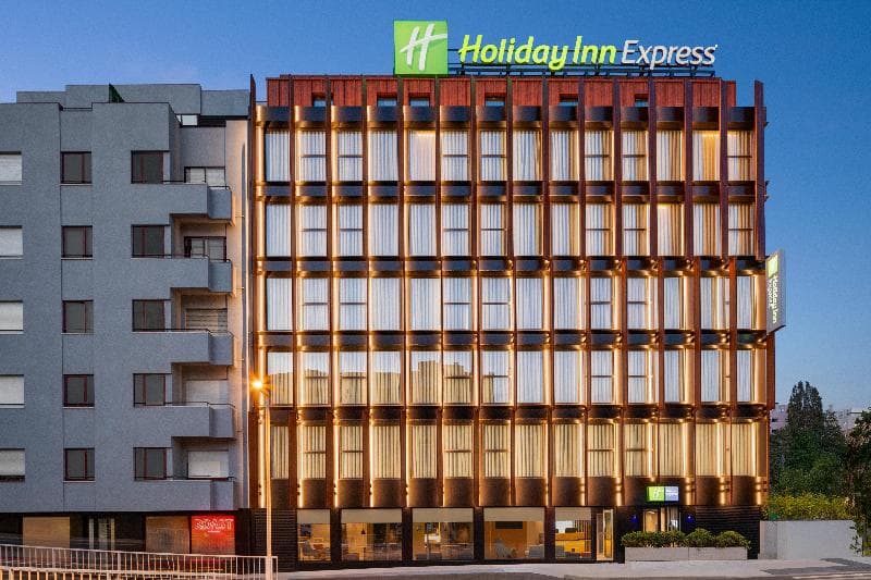 Holiday Inn Express Porto Boavista 2