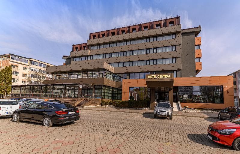 Hotel Central Pascani 3