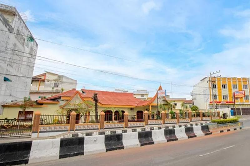 Malibou Hotel Medan 3