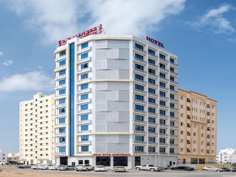 OYO Townhouse 156 Rose Hotel Apartments 3