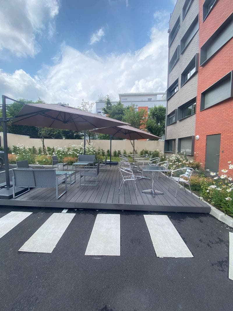 Hotel Les Portes De Paris 4