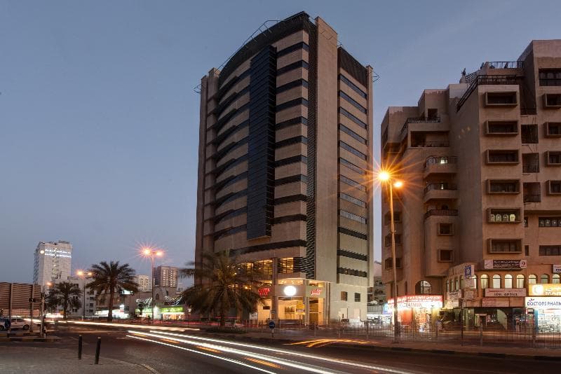Center Hotel 3