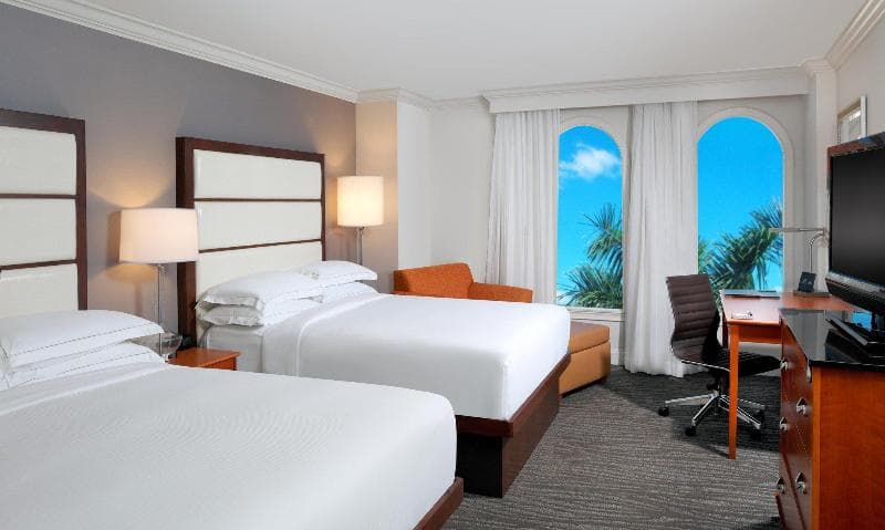 Hilton Naples photo 1