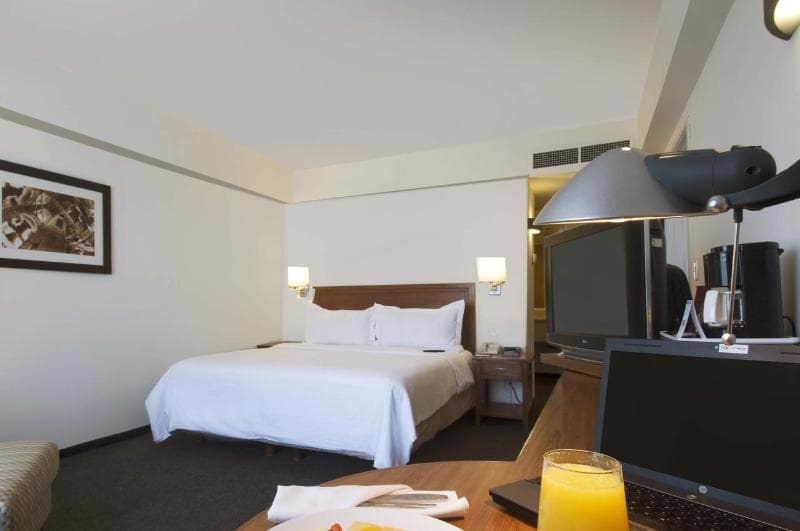 Fiesta Inn Puebla Finsa 4