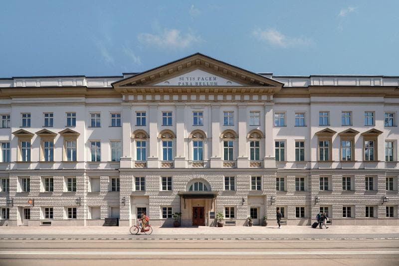 Stradom House, Autograph Collection 3