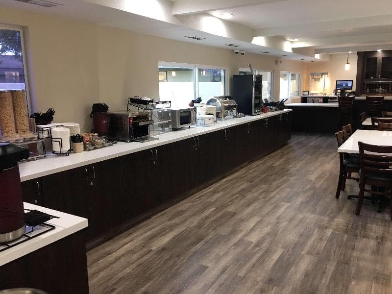 Best Western Town & Country Lodge 3