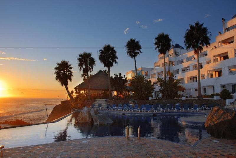 Las Rocas Resort & Spa 5