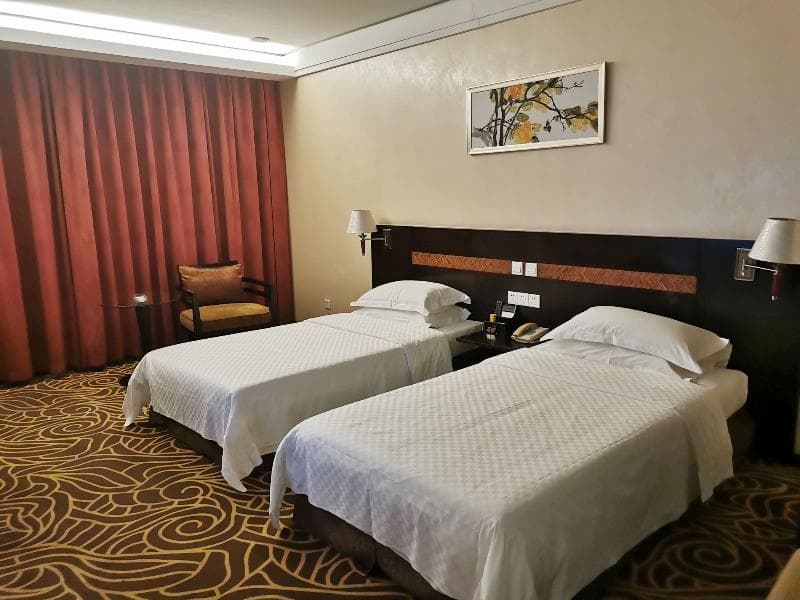 Huashi Hotel 2