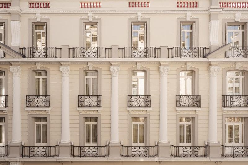 Zenith Premium Suites 4