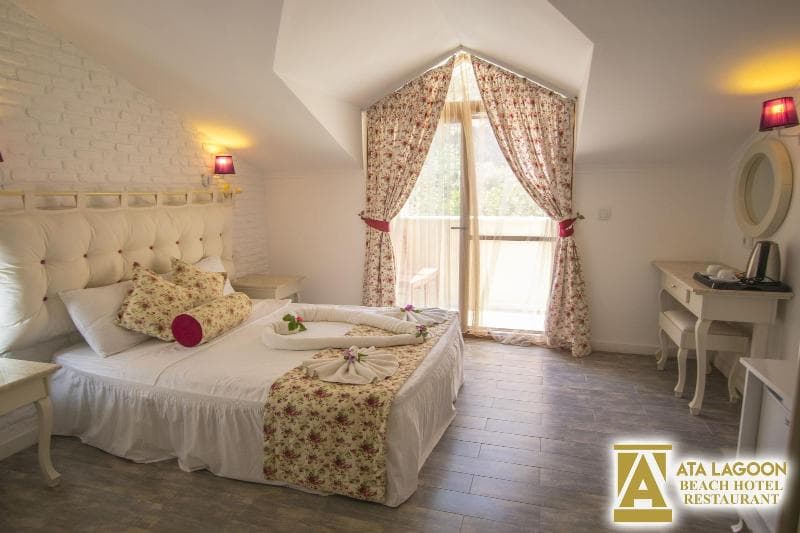 Ata Lagoon Beach Hotel (Adults Only) 4