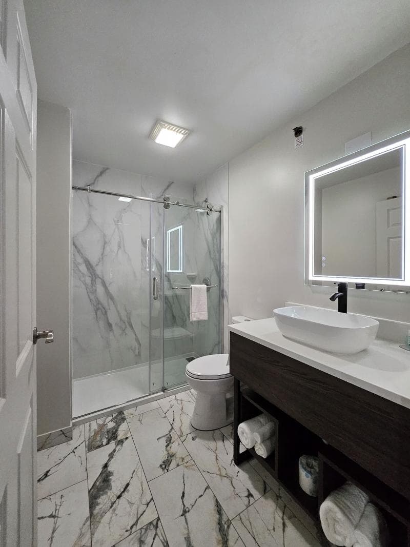 Quality Inn & Suites Columbia Harbison 4