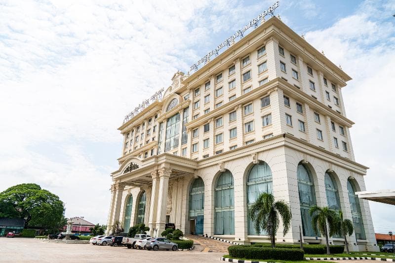 St Hotel Wattay Airport 4