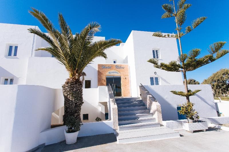 Nikos Hotel 4