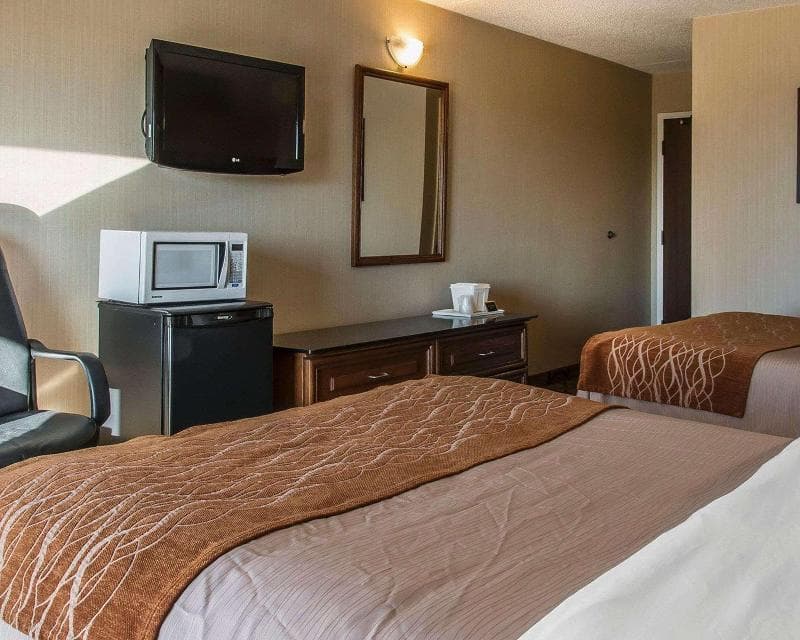 Comfort Inn Brandon Manitoba 2